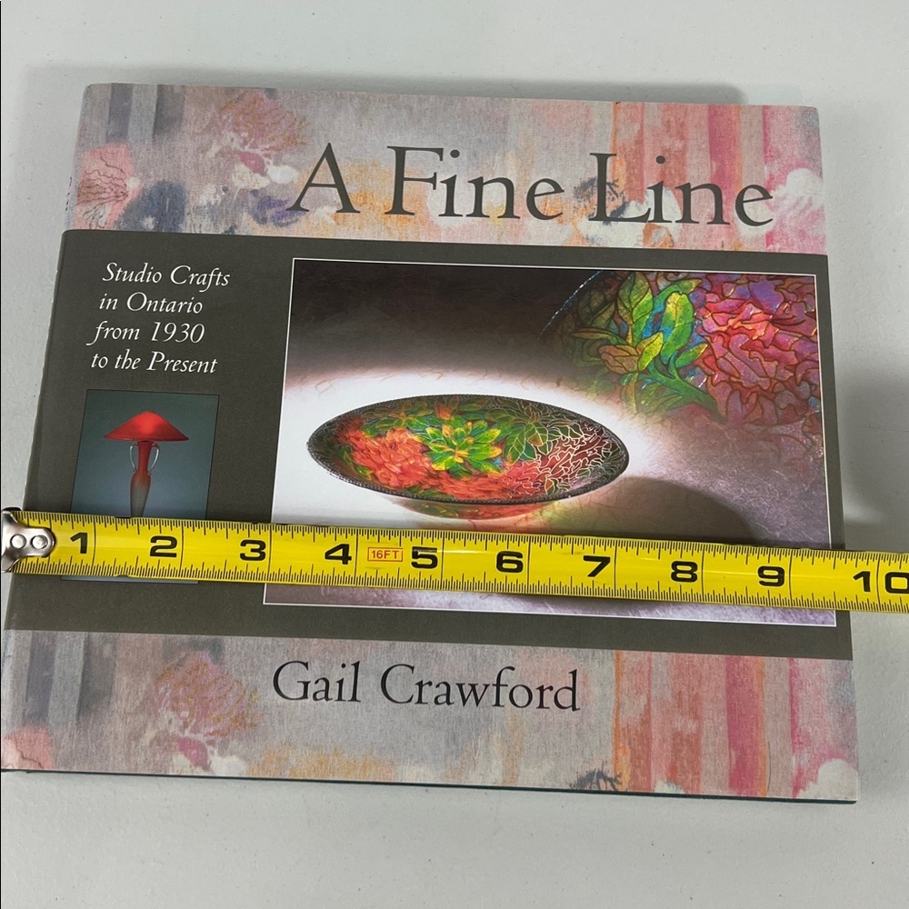 A Fine Line Studio Crafts in Ontario from 1930 - Present Book by Gail Crawford - Picture 10 of 11